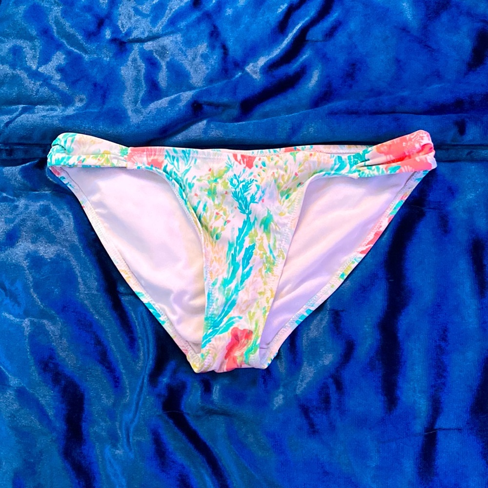 swim bottoms